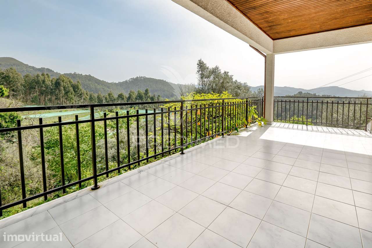 MORADIA COM TERRENO (AMARES) - Grande imagem: 4/40