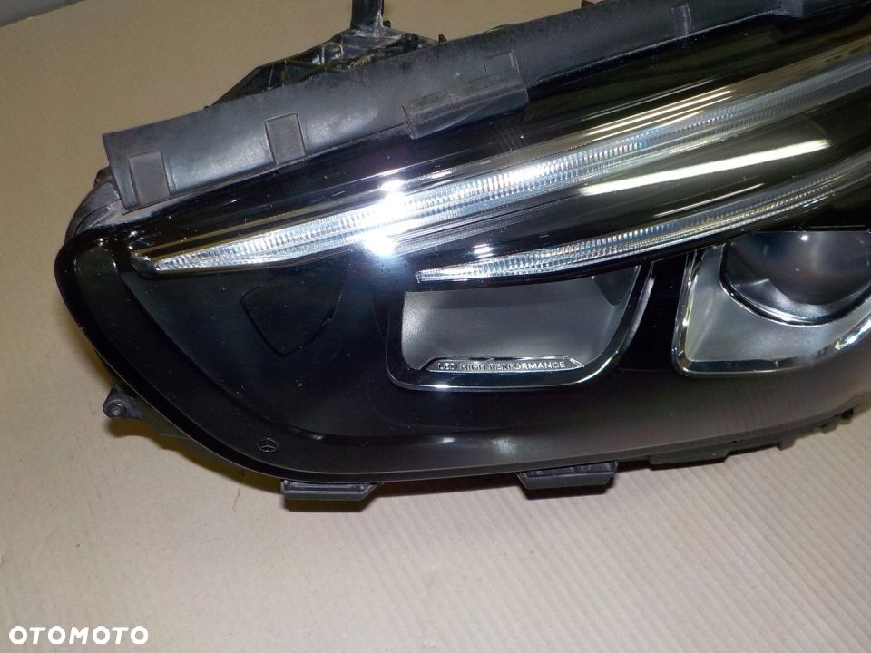 MERCEDES B-KL W247 LAMPA PRZÓD PRZEDNIA FULL LED - 11
