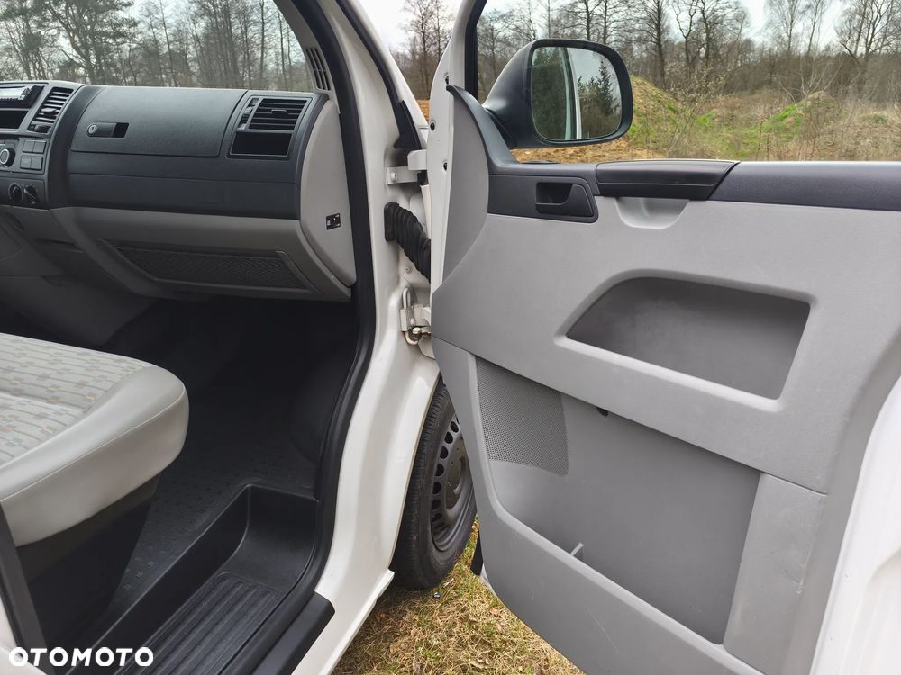Volkswagen Transporter - 27