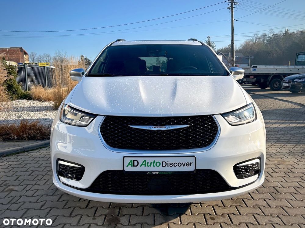 Chrysler Pacifica - 7