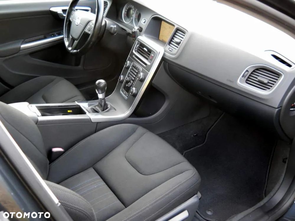 Volvo S60 ver-d2-kinetic - 9