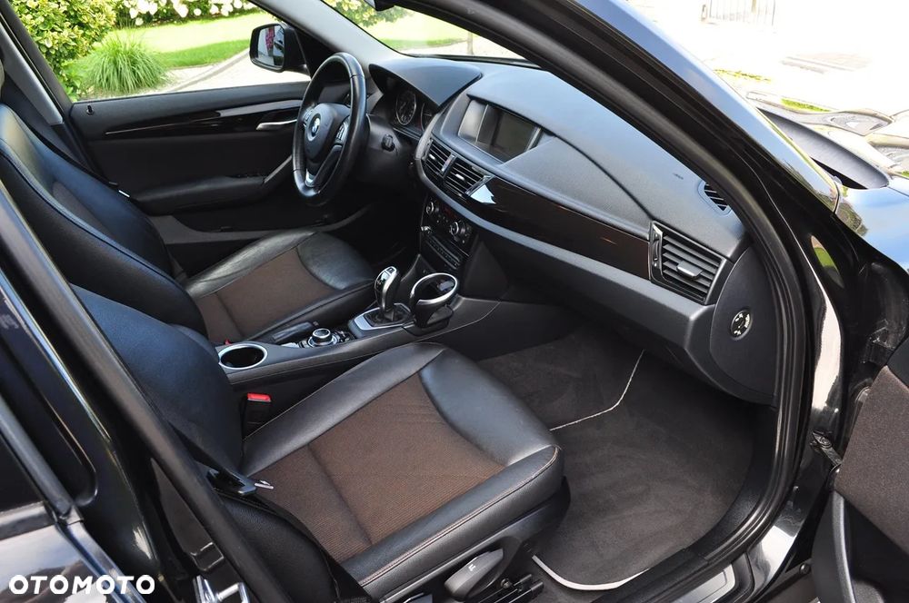 BMW X1 sDrive18d xLine - 6