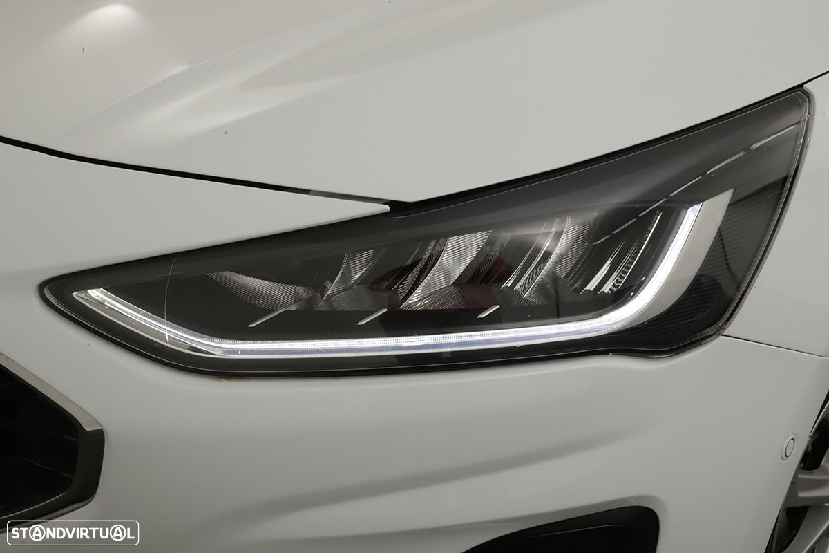 Ford Focus 1.0 EcoBoost MHEV Connected Design - 6