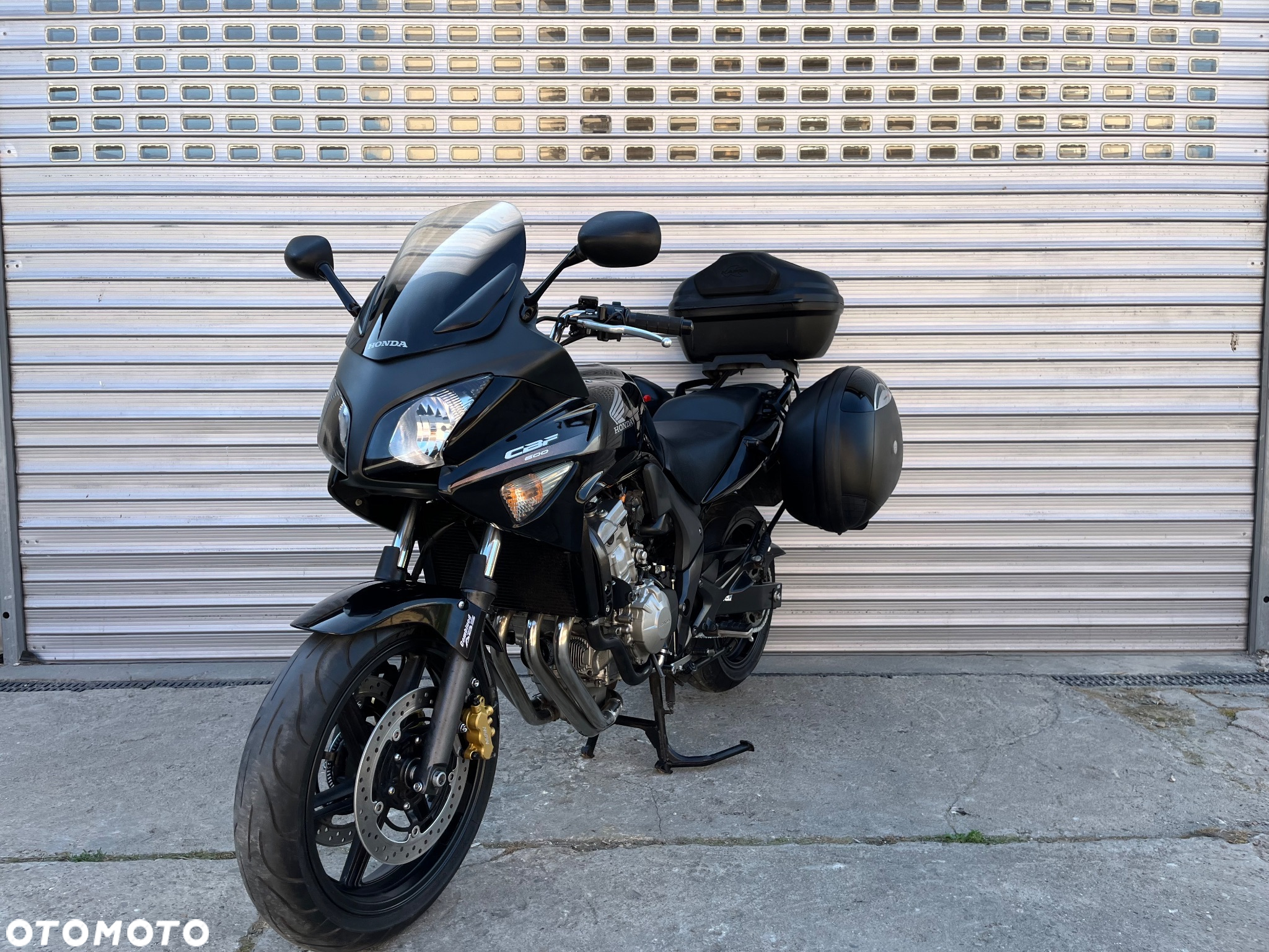 Honda CBF - 14