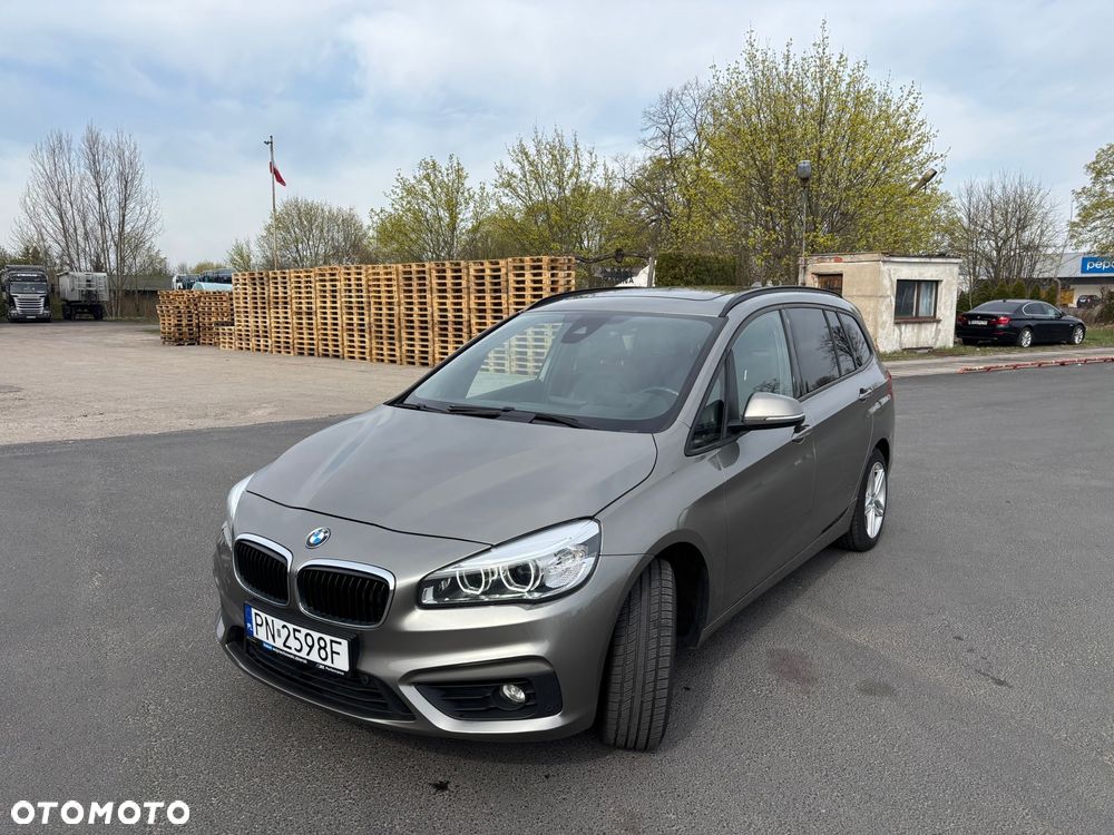 BMW Seria 2 220d xDrive - 1