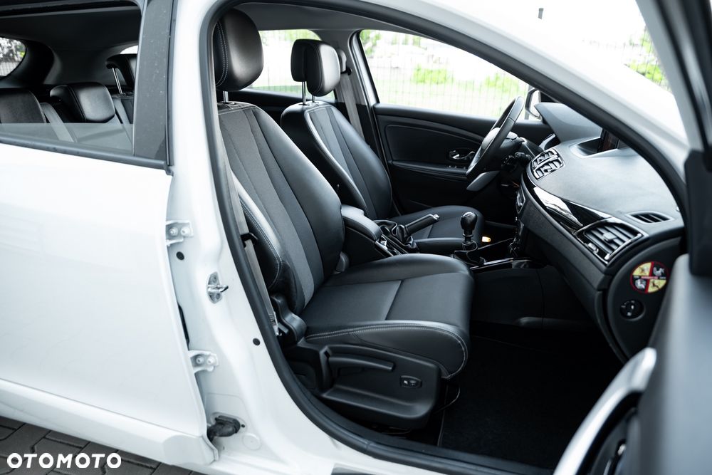 Renault Megane ENERGY TCe 115 Start & Stop Bose Edition - 24