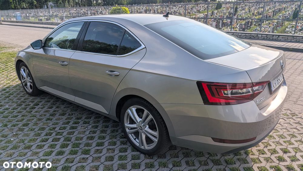 Skoda Superb 1.4 TSI ACT Ambition - 3