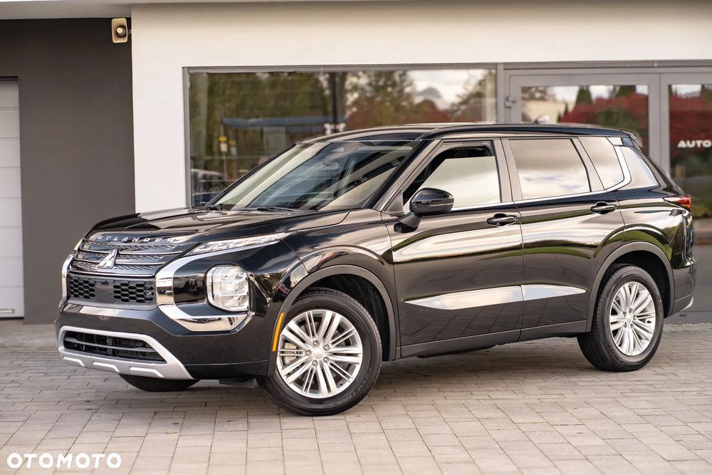 Mitsubishi Outlander - 7