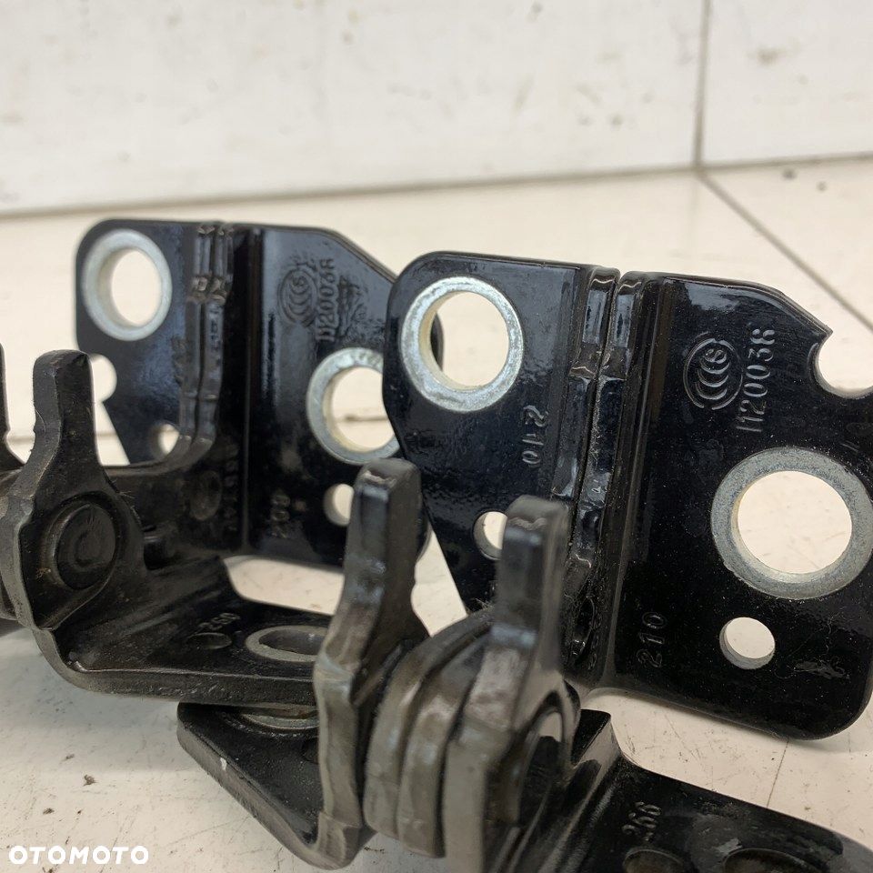 Zawias P.t Drzwi Prawy Tył Góra Dół 2Szt Zawiasy Dodge Ram V 1500 21R - 8