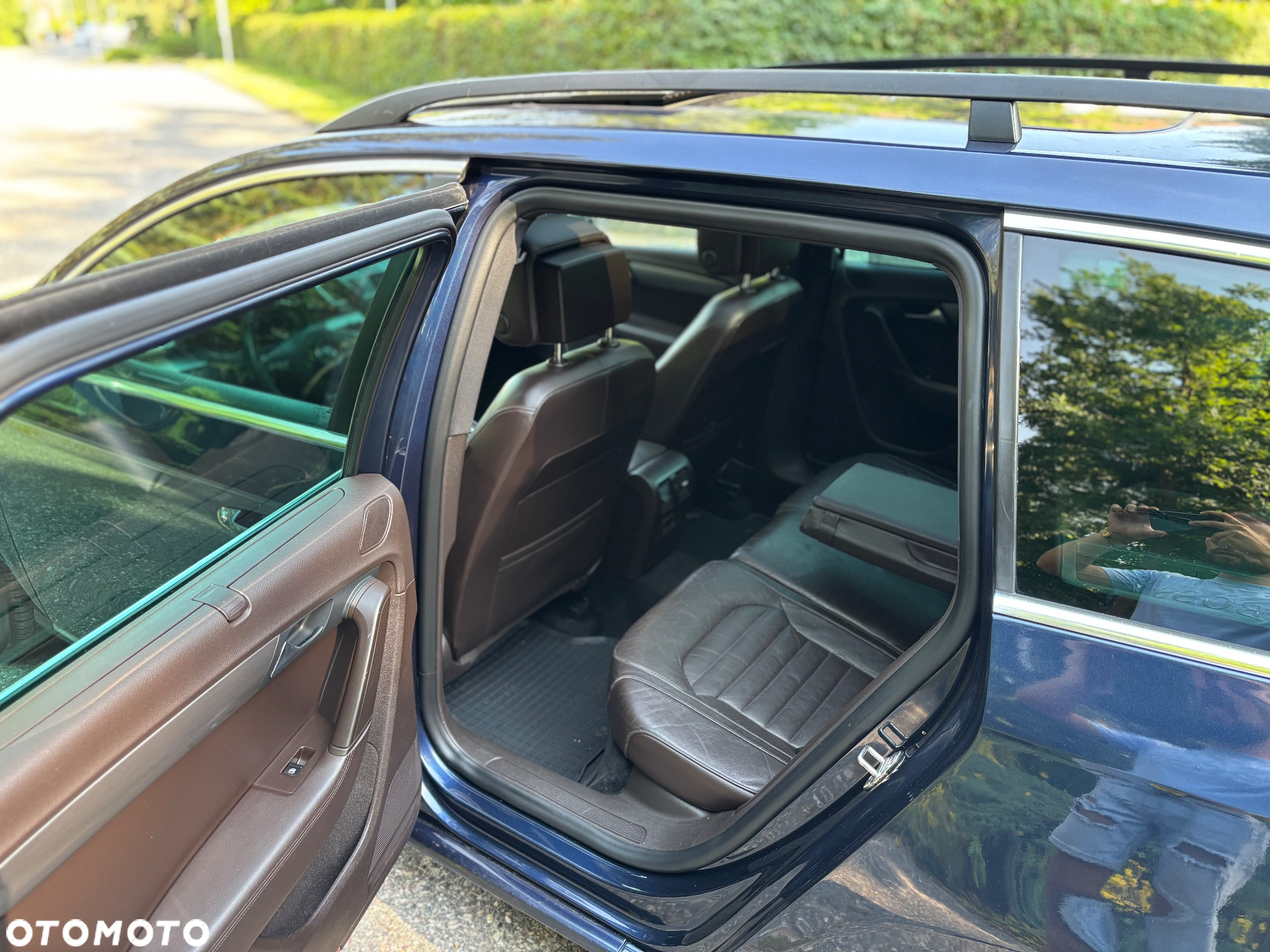 Volkswagen Passat - 11