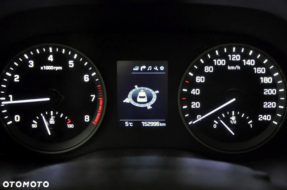 Hyundai Tucson - 36