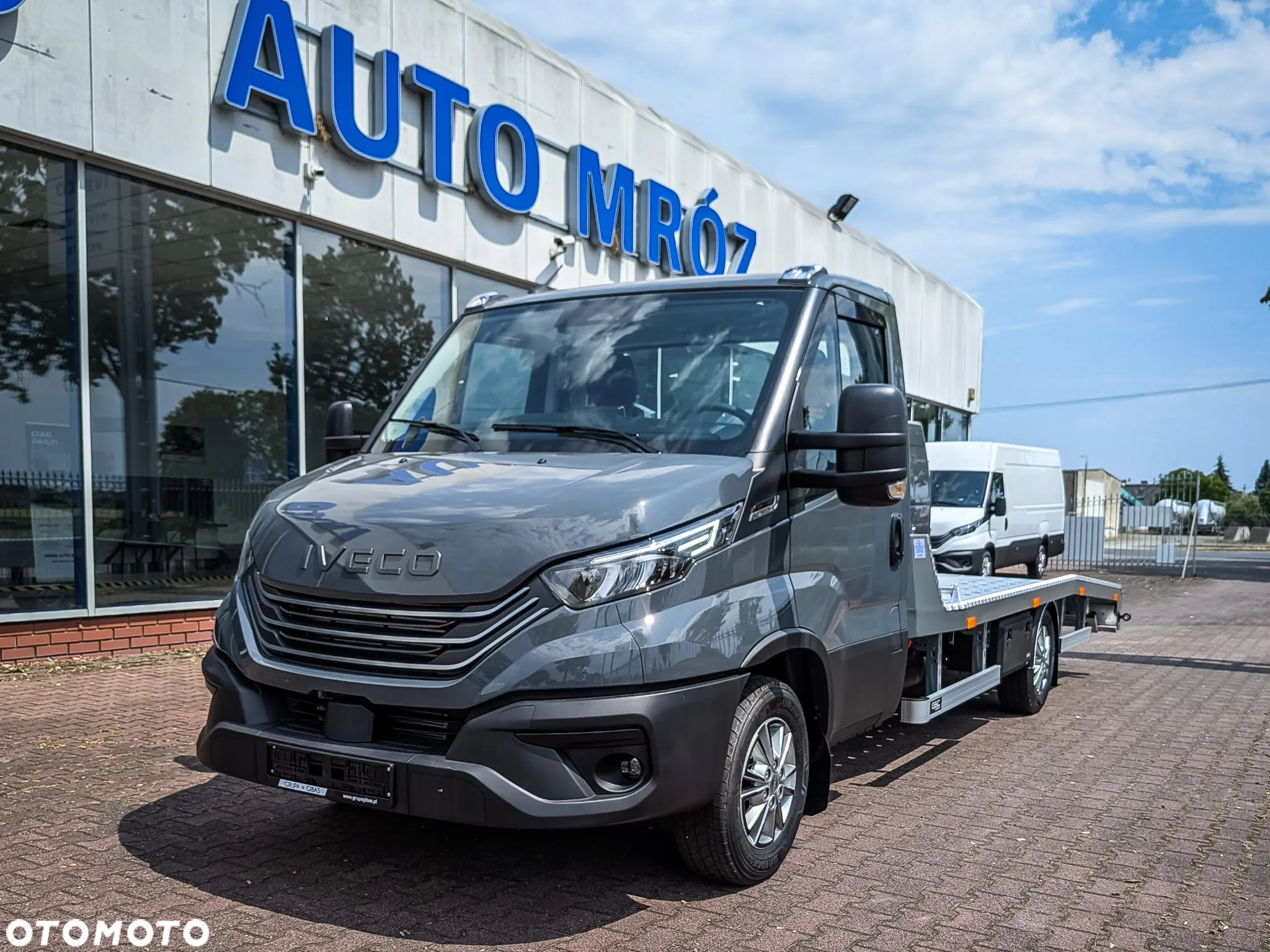 Iveco Daily 35S18HA8 3.0 180 KM AT Autolaweta GSC Zabudowy - 10