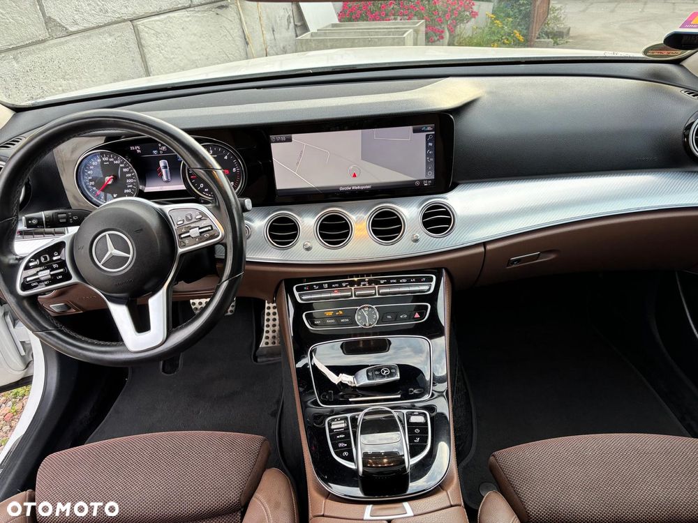Mercedes-Benz Klasa E - 18