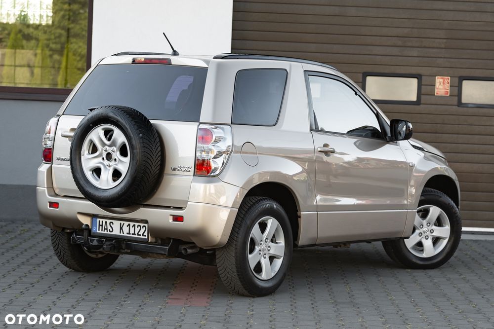 Suzuki Grand Vitara 1.6 Club - 9