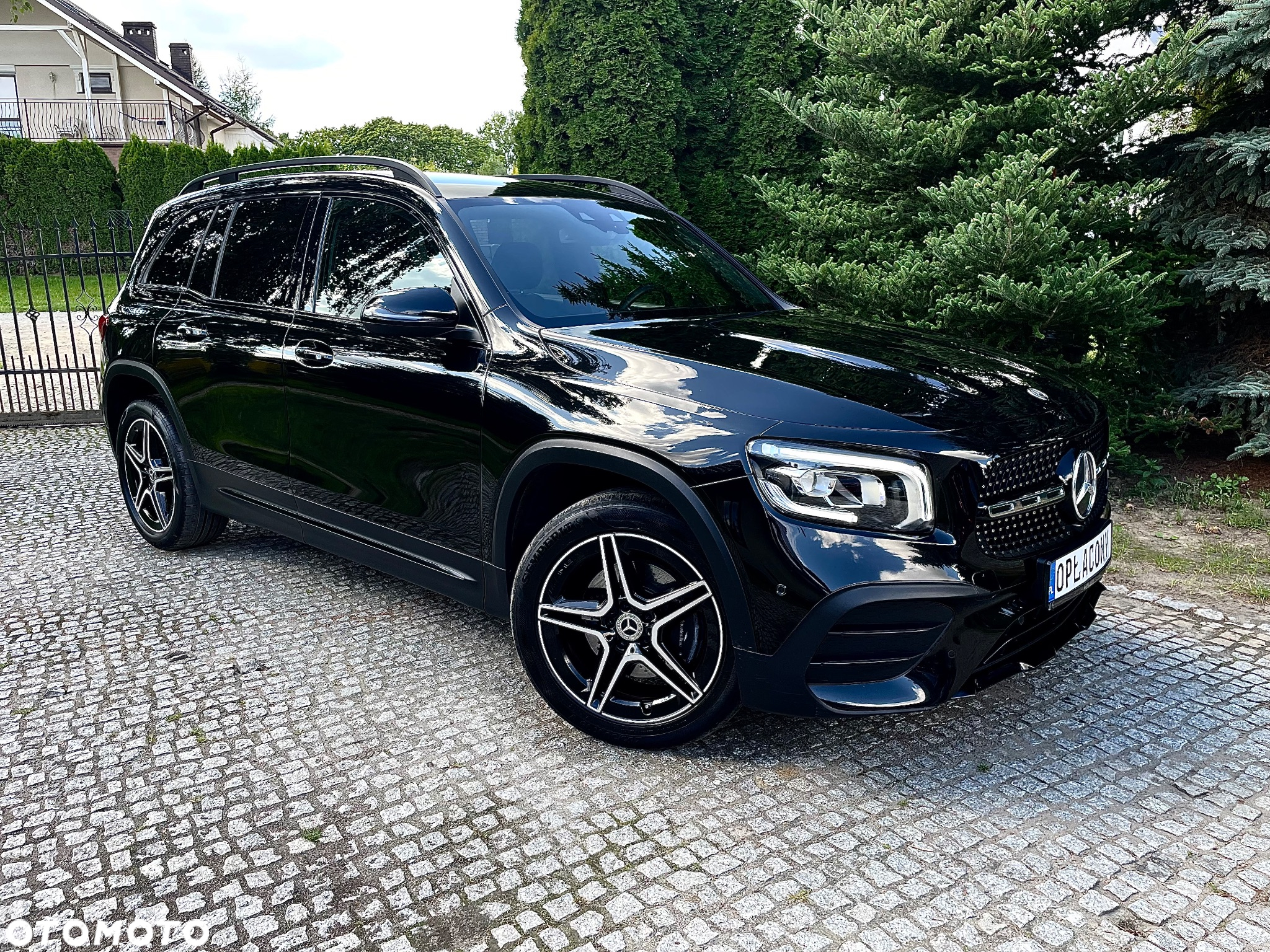 Mercedes-Benz GLB 200 d 8G-DCT AMG Line - 3