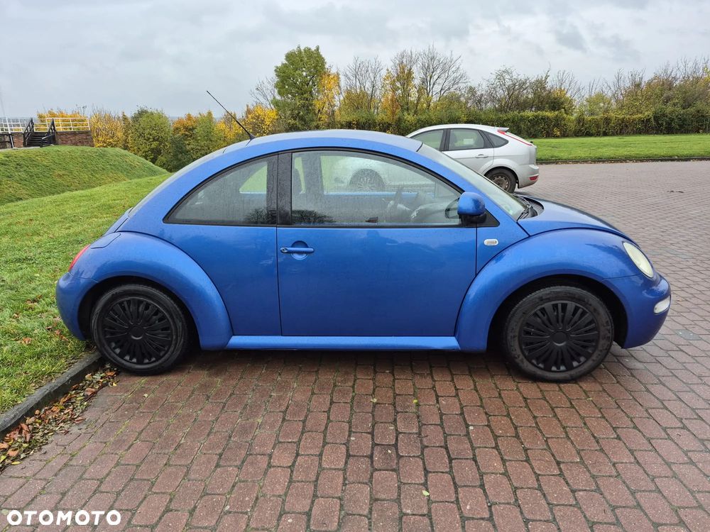 Volkswagen New Beetle 2.0 - 4