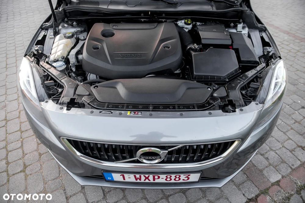 Volvo V40 D2 Momentum - 17
