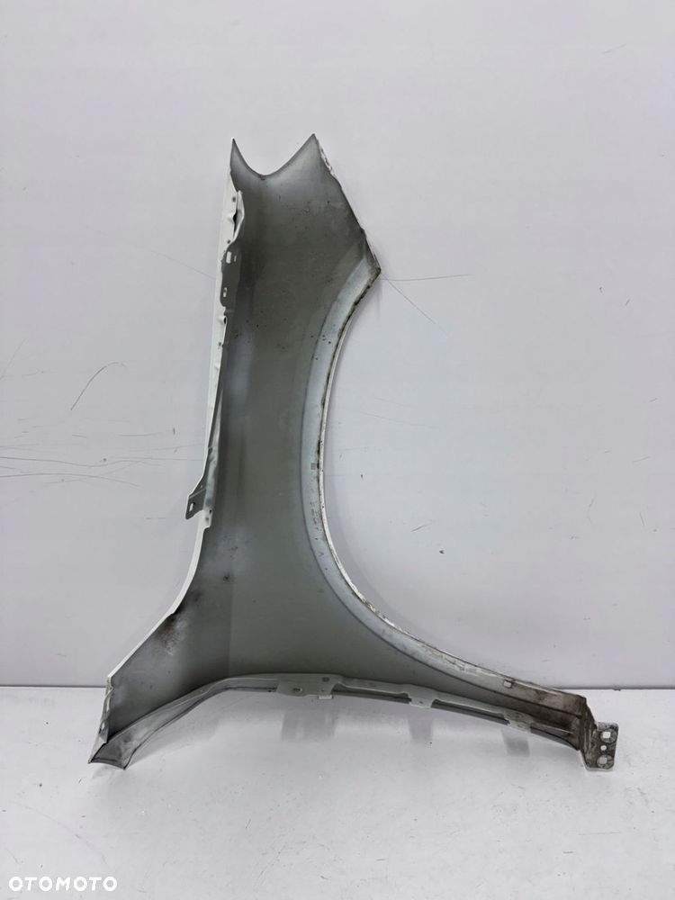 BŁOTNIK LEWY PRZÓD PRZEDNI MERCEDES X156 W156 A156 - 4