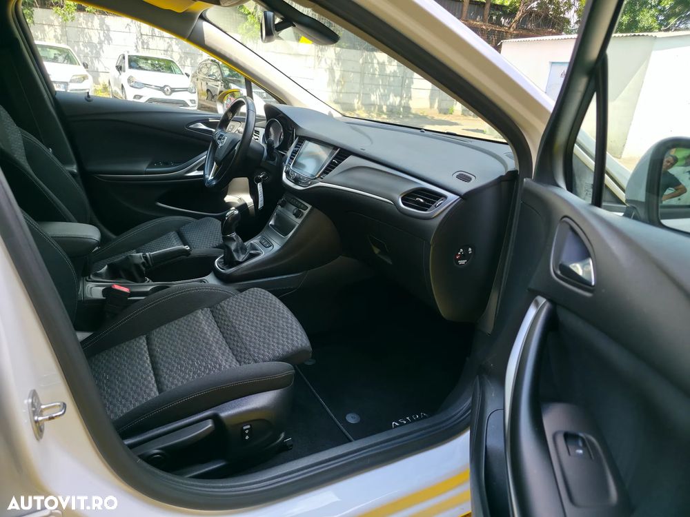 Opel Astra 1.6 CDTI ECOTEC ECOFlex Start/Stop Cosmo - 14