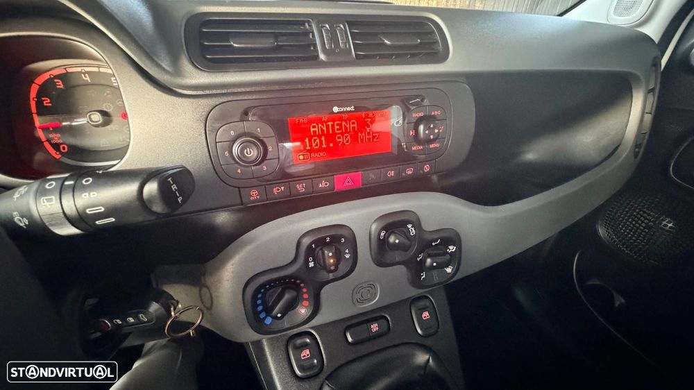 Fiat Panda 1.0 Hybrid Launch Edition - 19
