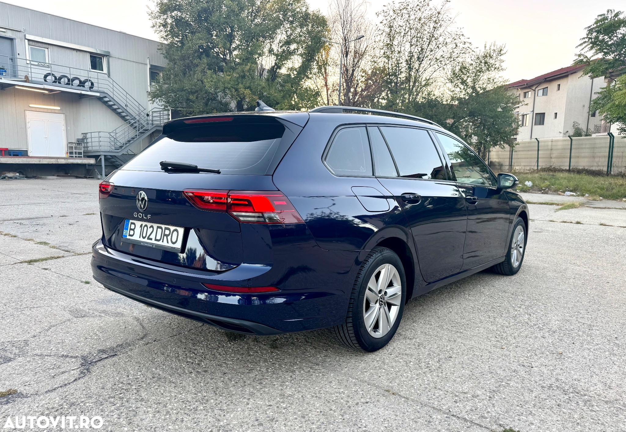Volkswagen Golf 2.0 TDI Life - 8
