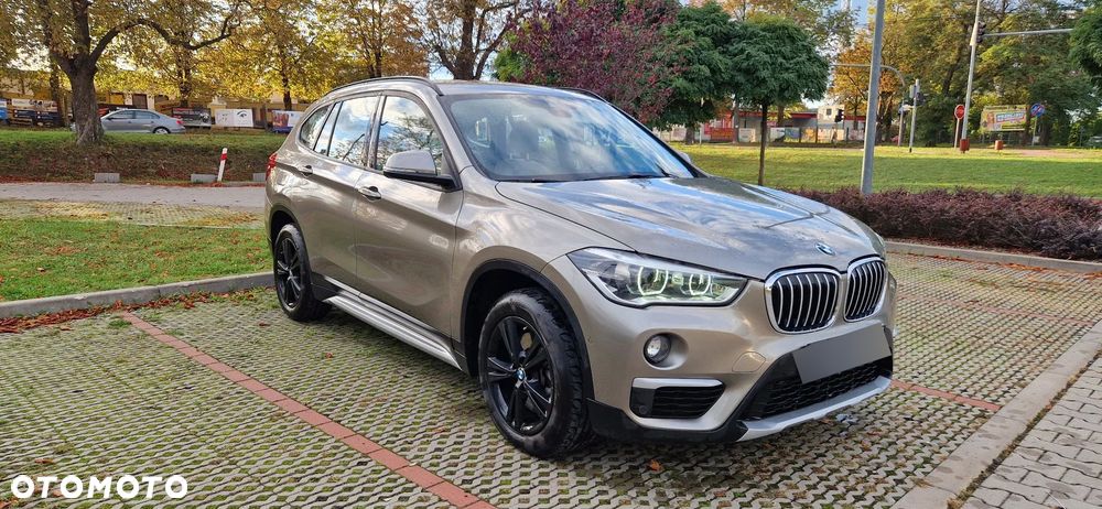 BMW X1 xDrive25d Sport Line - 3