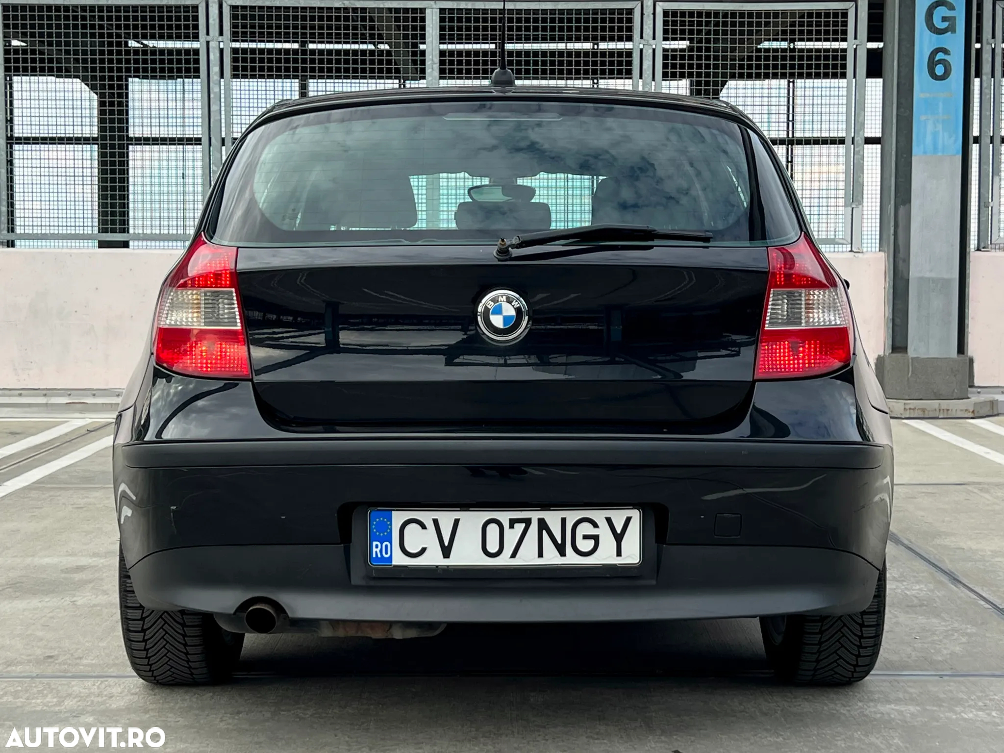 BMW Seria 1 118i - 4