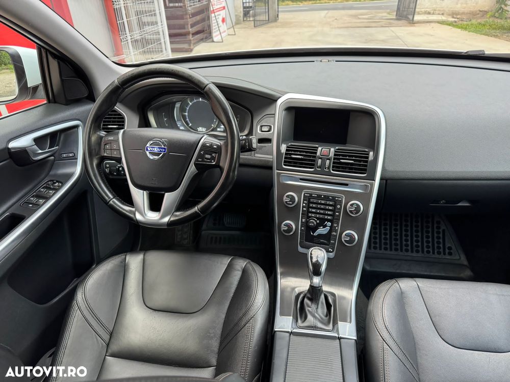 Volvo XC 60 D4 Geartronic Momentum - 6