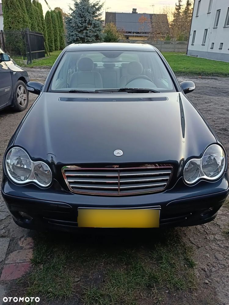 Mercedes-Benz Klasa C 200 Kompressor Classic - 3