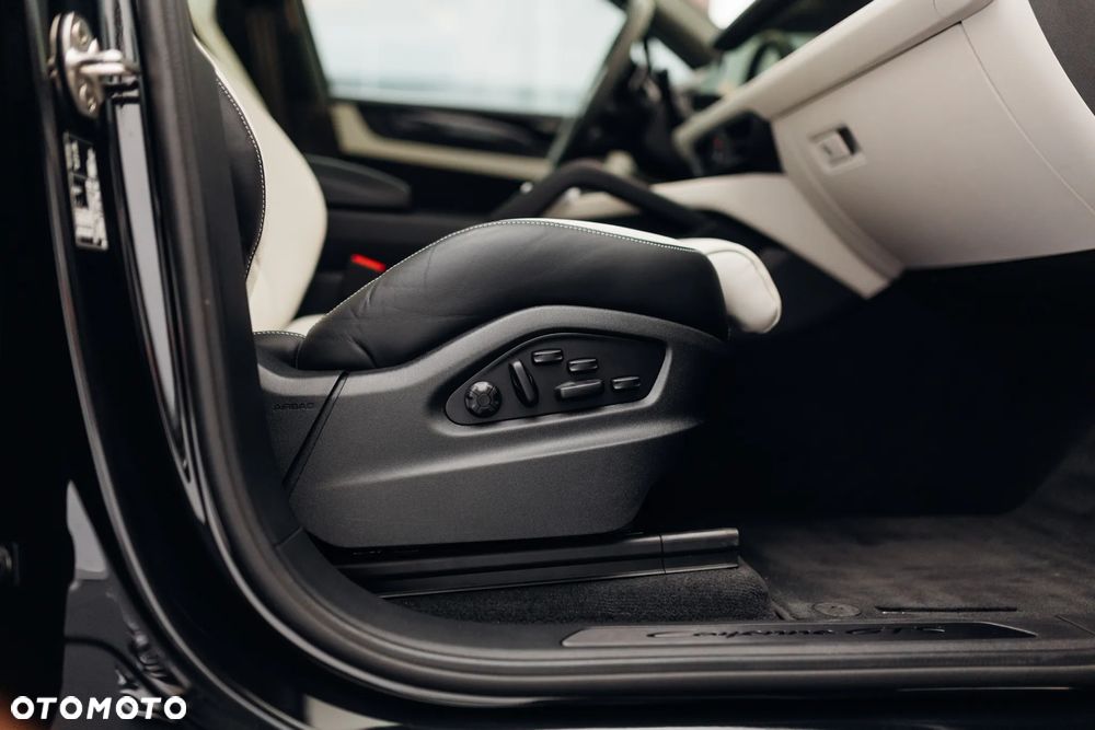 Porsche Cayenne GTS - 26