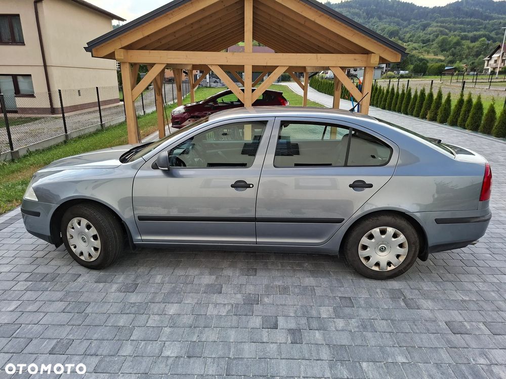 Skoda Octavia 1.6 Tour - 7