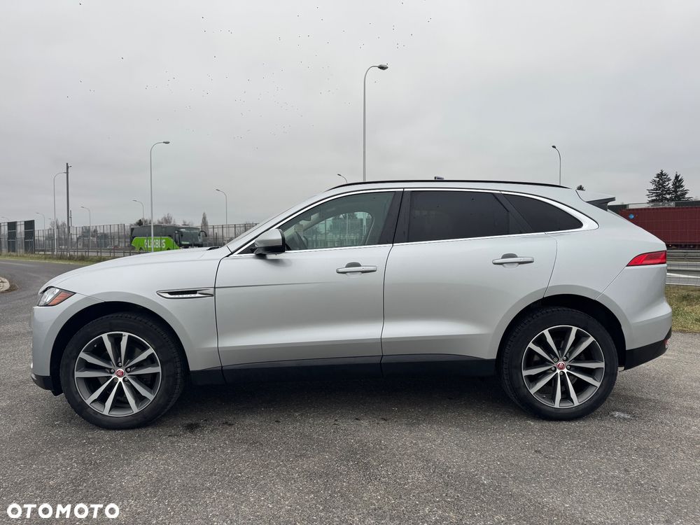 Jaguar F-Pace 2.0 i4P AWD Prestige - 3