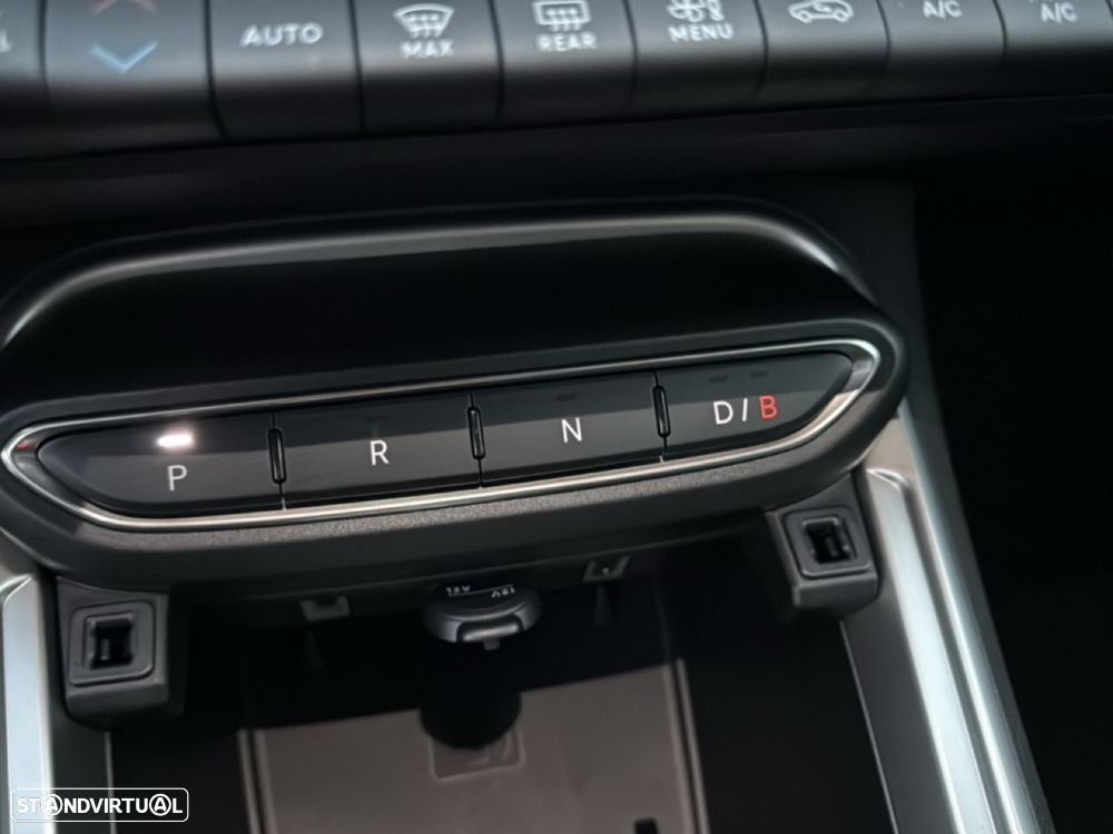 Jeep Avenger 54 kWh Summit - 18