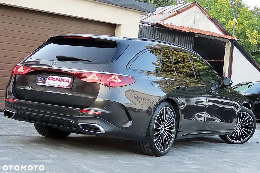 Mercedes-Benz Klasa E 220 d 4Matic 9G-TRONIC AMG Line NIGHT Edition - 10