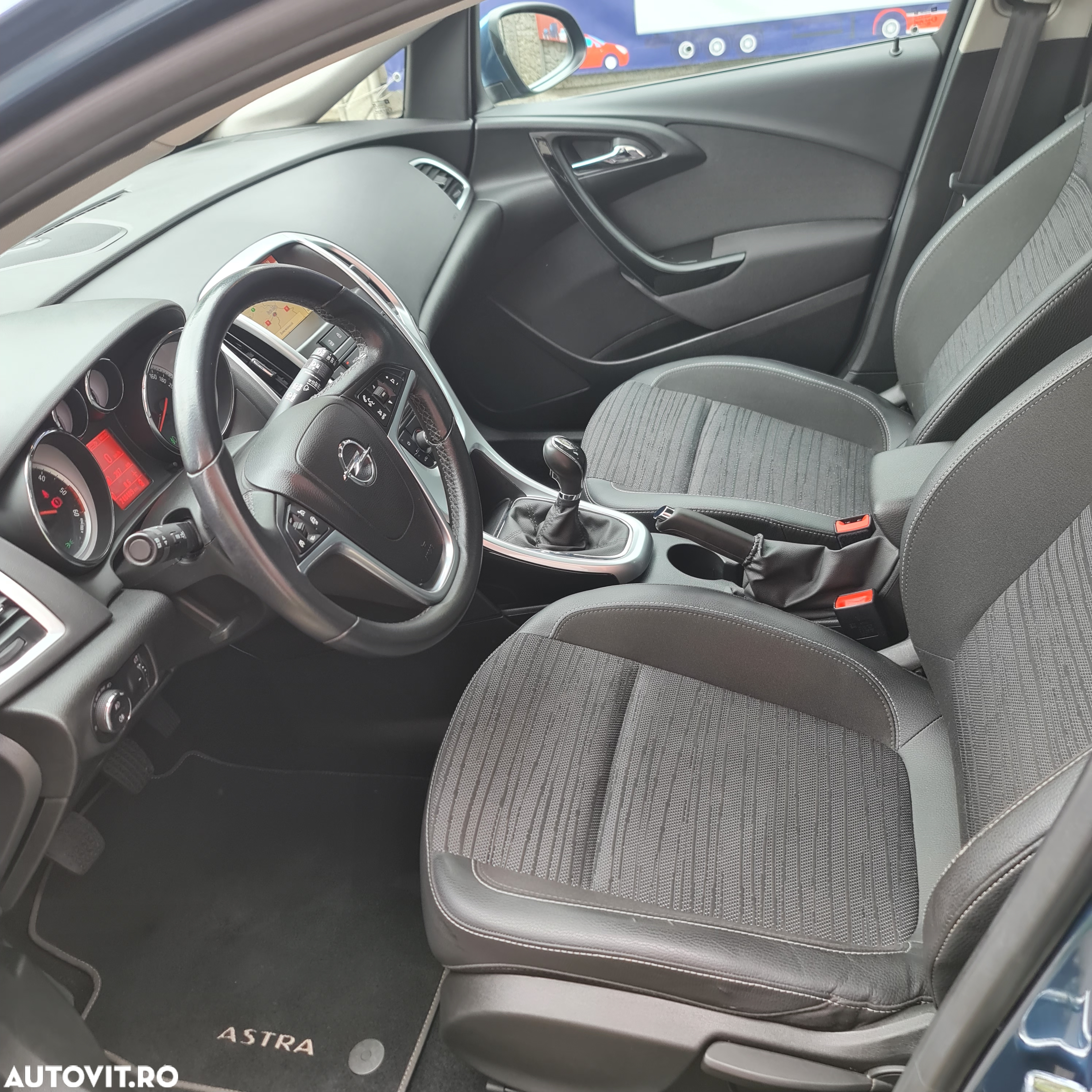 Opel Astra 1.6 CDTI ECOTEC ECOFlex Start/Stop Cosmo - 9
