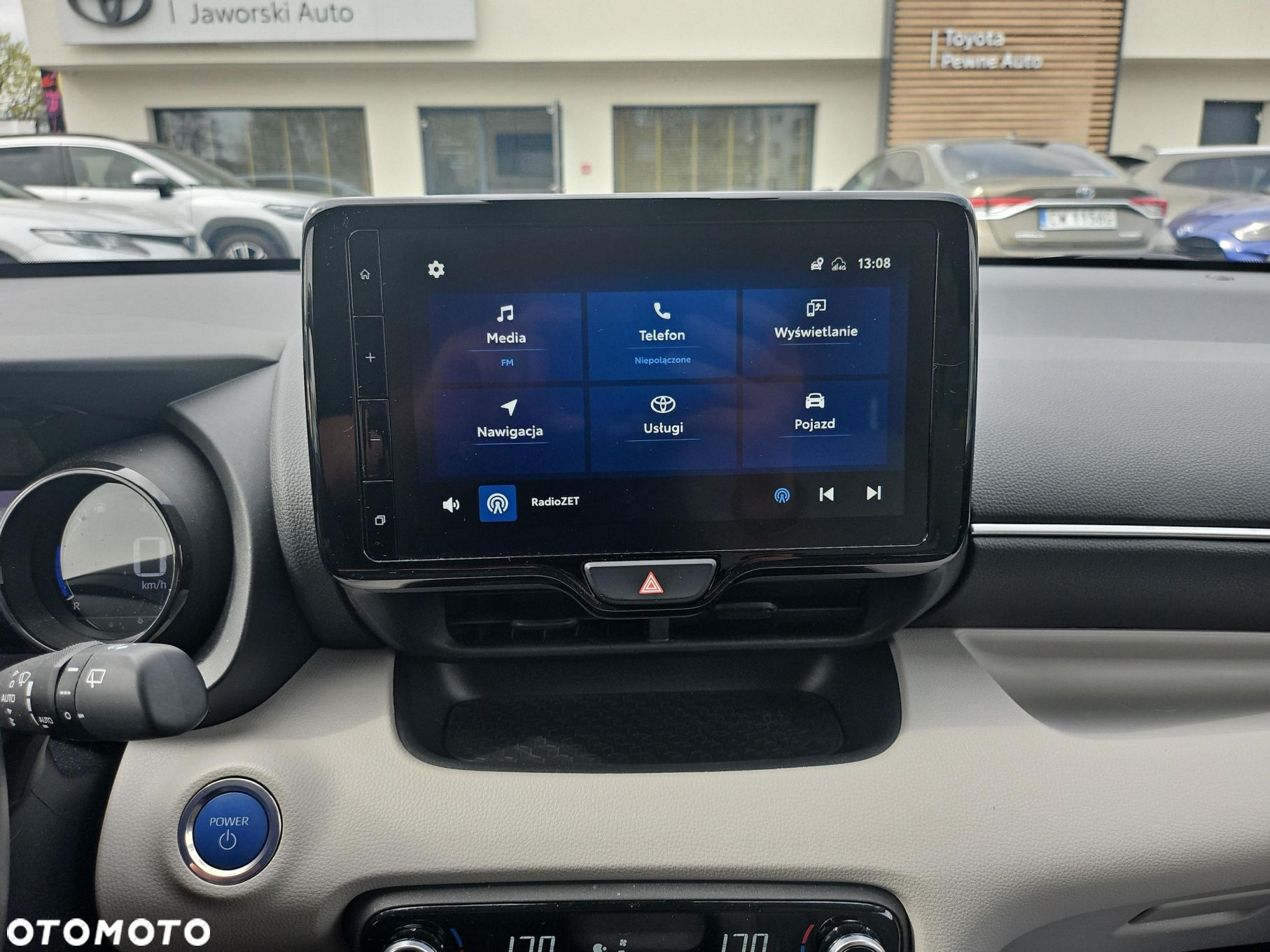 Toyota Yaris - 16