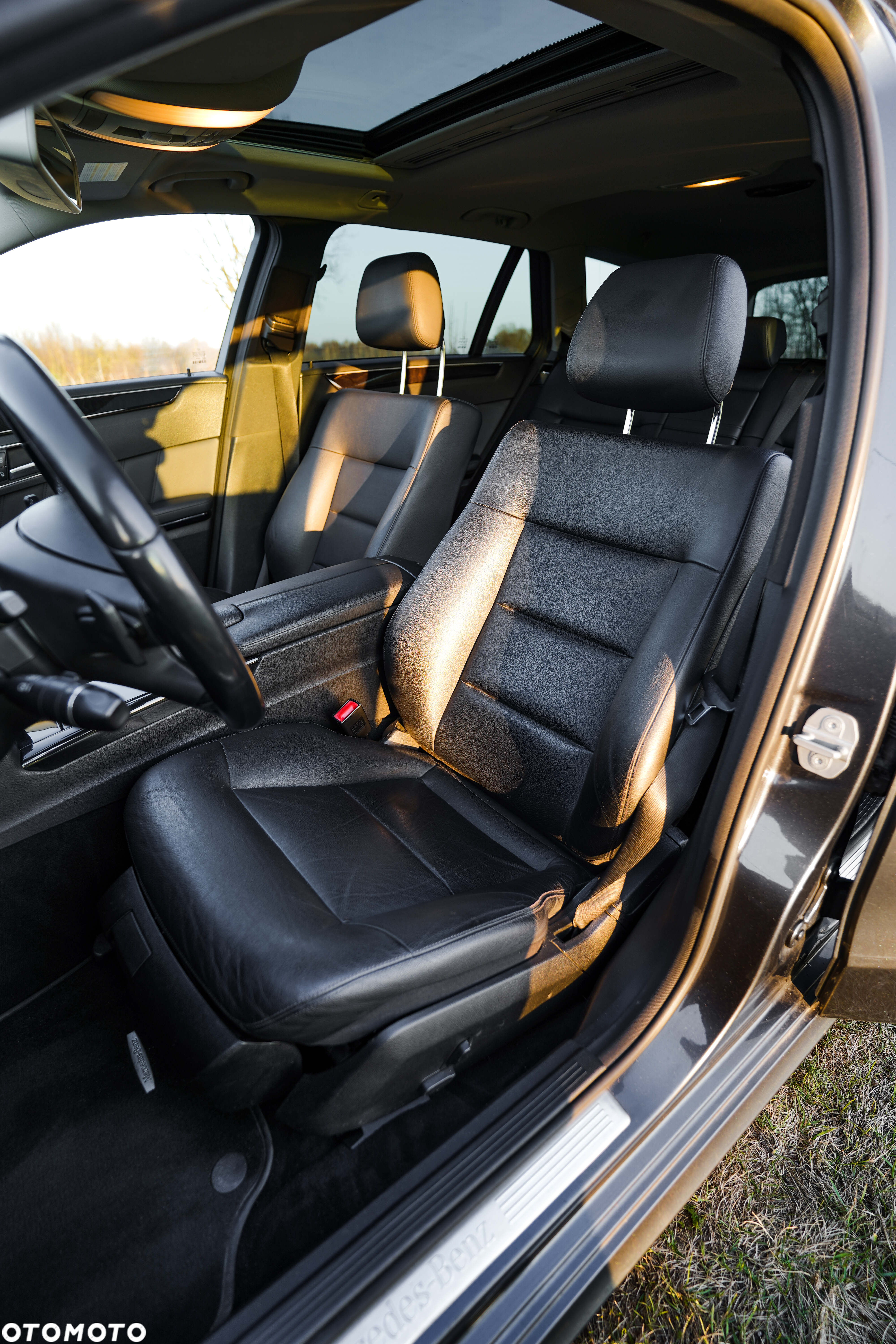 Mercedes-Benz Klasa E 350 T CDI DPF BlueEFFICIENCY 7G-TRONIC Avantgarde - 10