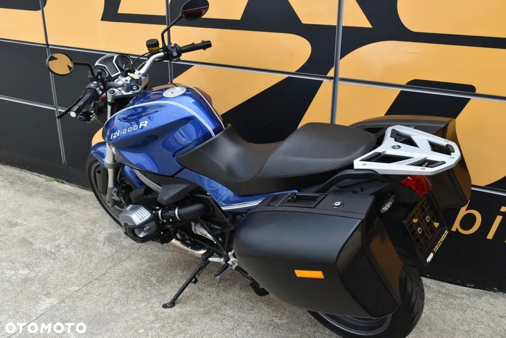 BMW R - 9