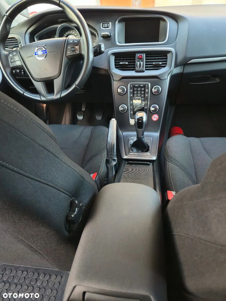 Volvo V40 D2 Drive-E Kinetic - 25