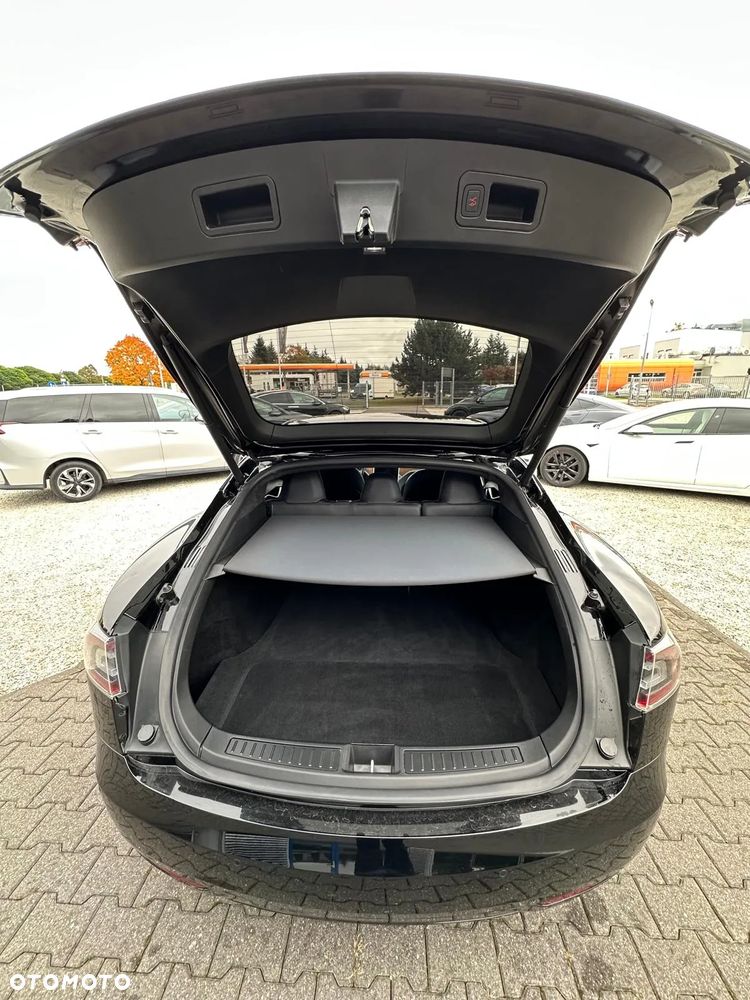 Tesla Model S Long Range AWD - 12