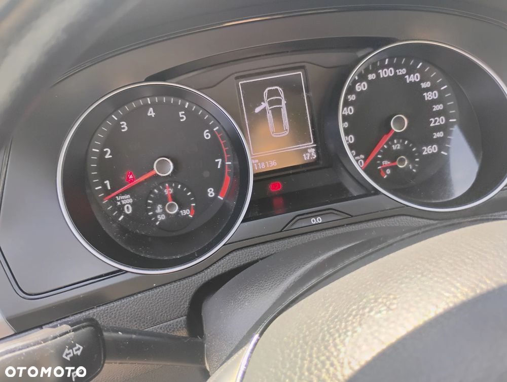 Volkswagen Passat Variant 1.4 TSI (BlueMotion Technology) Comfortline - 27