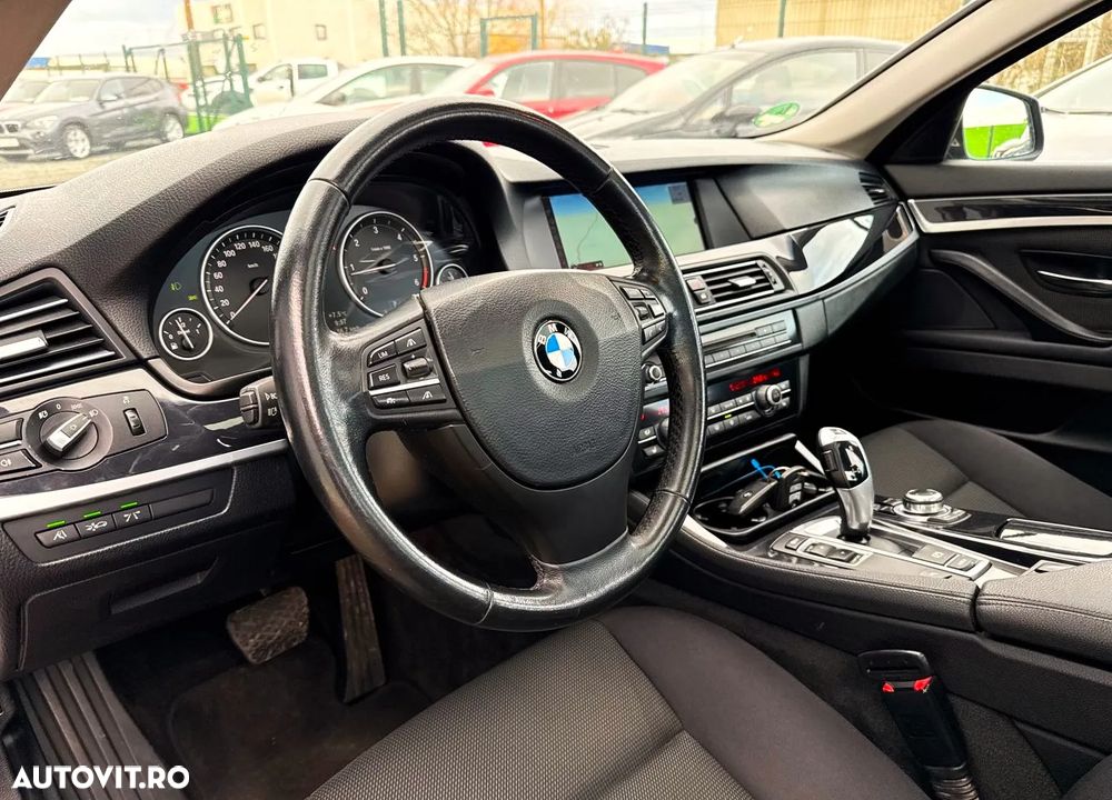 BMW Seria 5 520d Aut. - 7