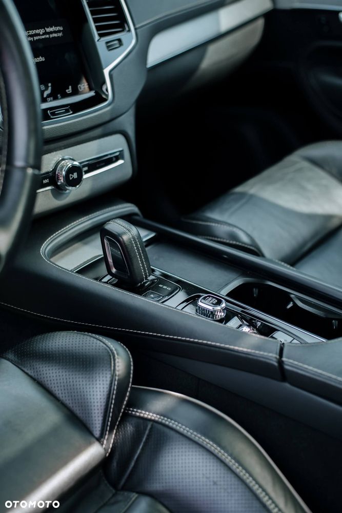 Volvo XC 90 T8 AWD Recharge Geartronic RDesign Edition - 12