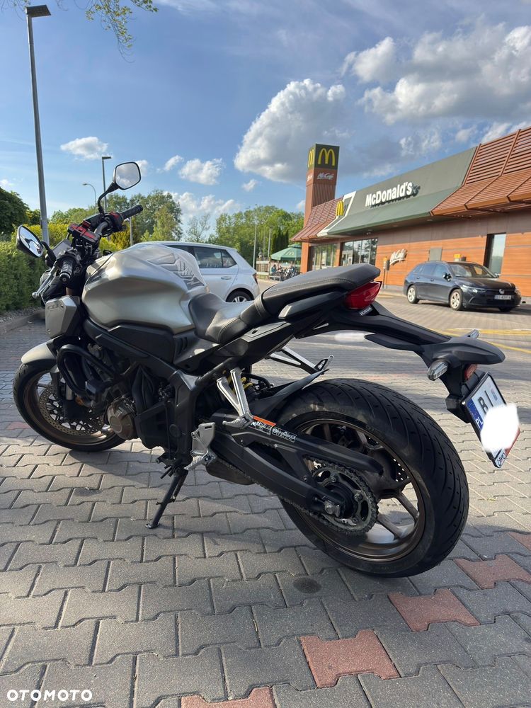 Honda CB - 3