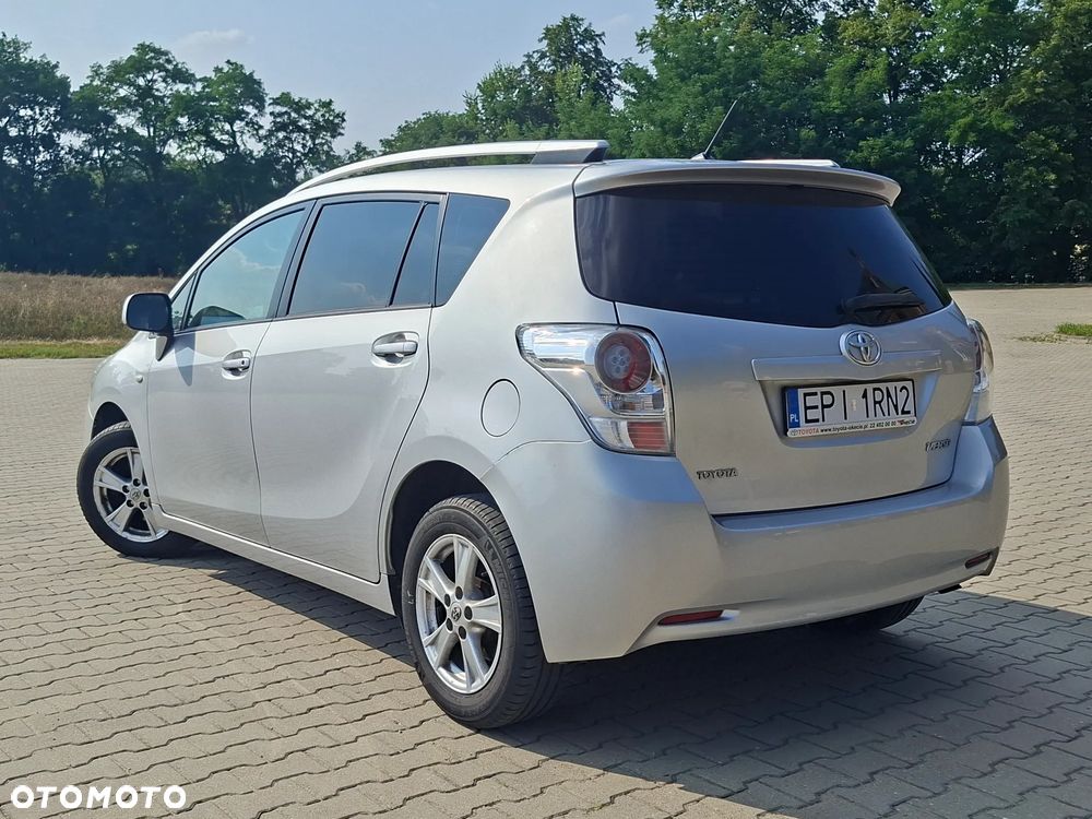 Toyota Verso 2.0 D-4D Sol plus - 8