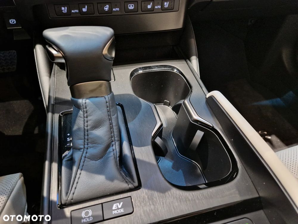 Lexus ES 300h Prestige - 15