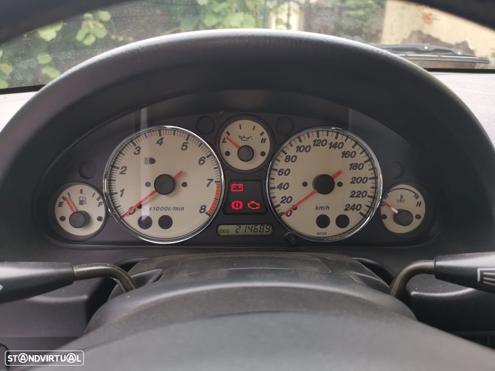 Mazda MX-5 1.6i 16V - 4