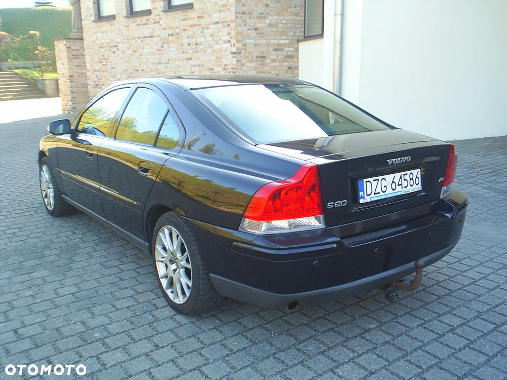 Volvo S60 2.4 Premium - 3