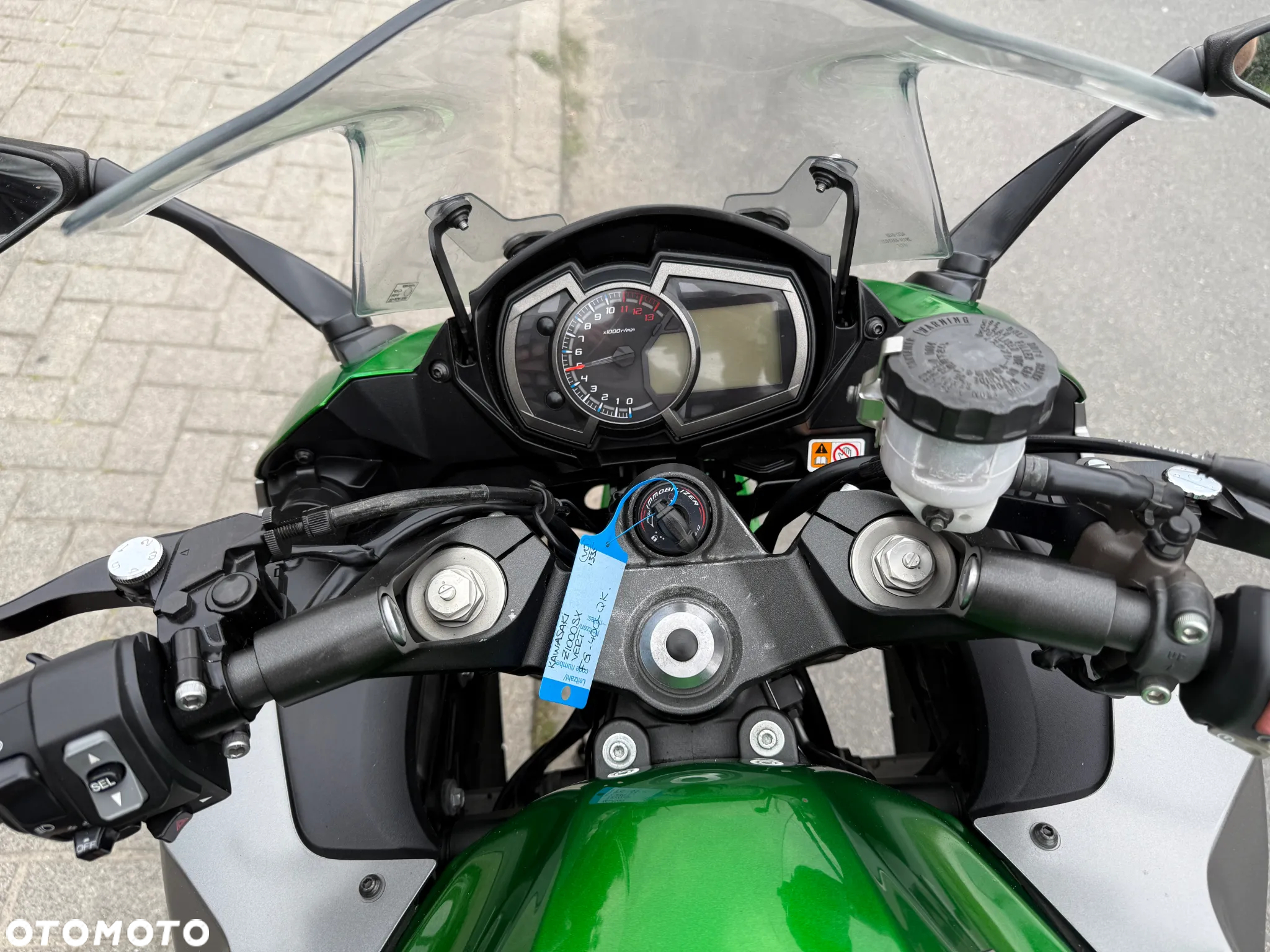 Kawasaki Ninja 1000 SX - 10