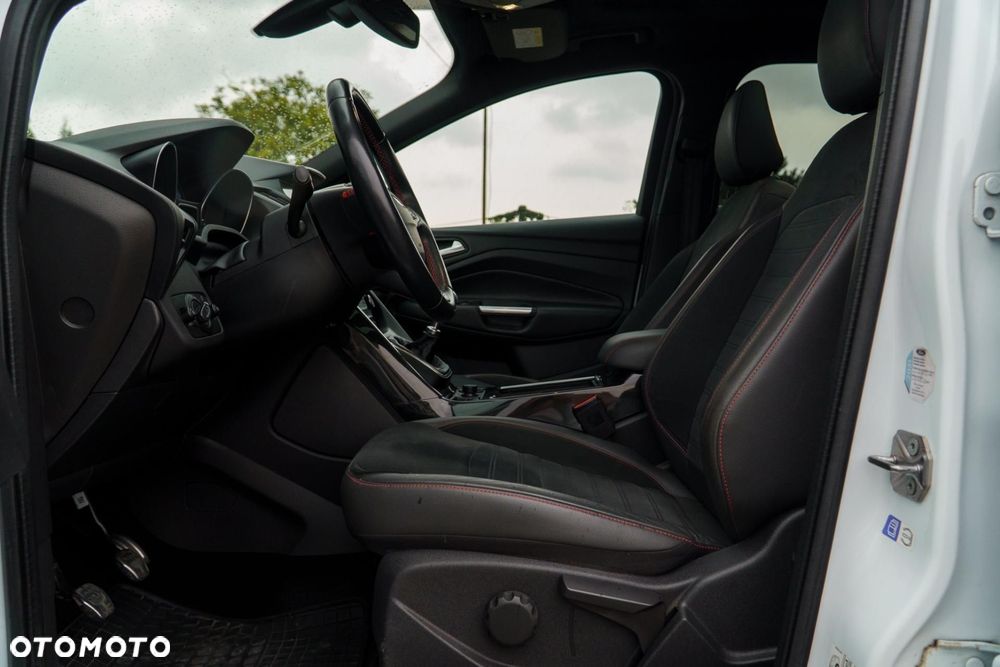 Ford Kuga - 14